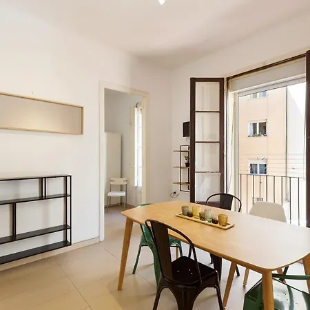 U-nique Mistral Apartment Barcelona